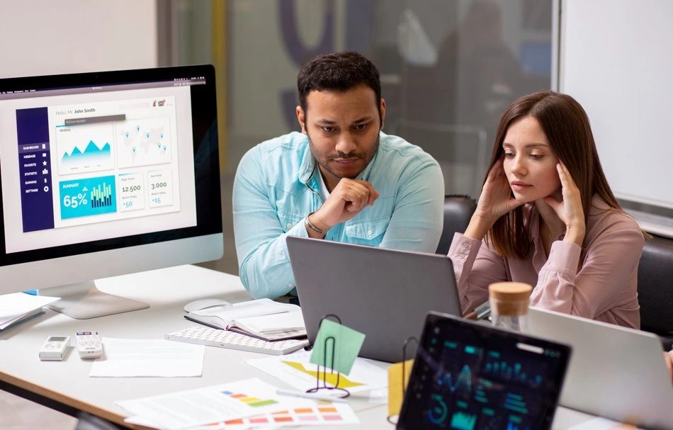 Marketing team planning programmatic SEO growth campaigns